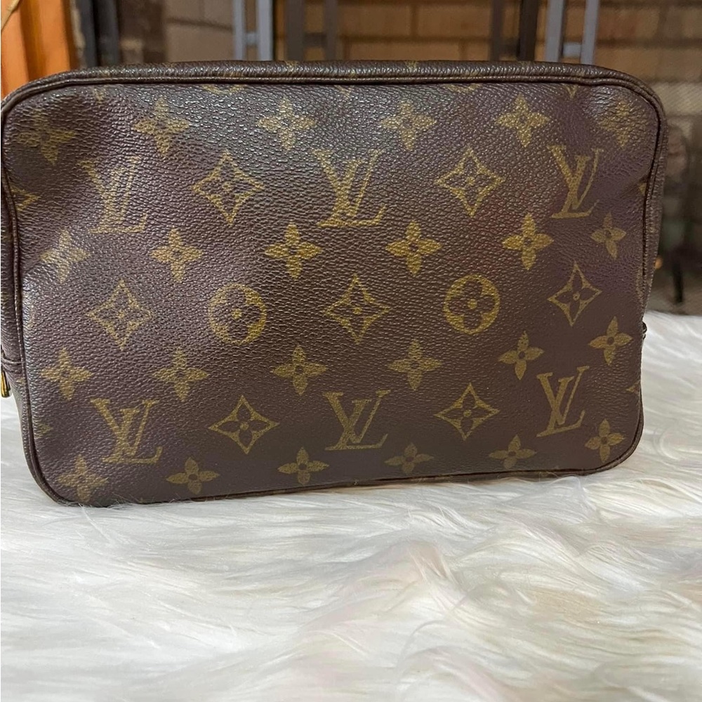 Trousse 23